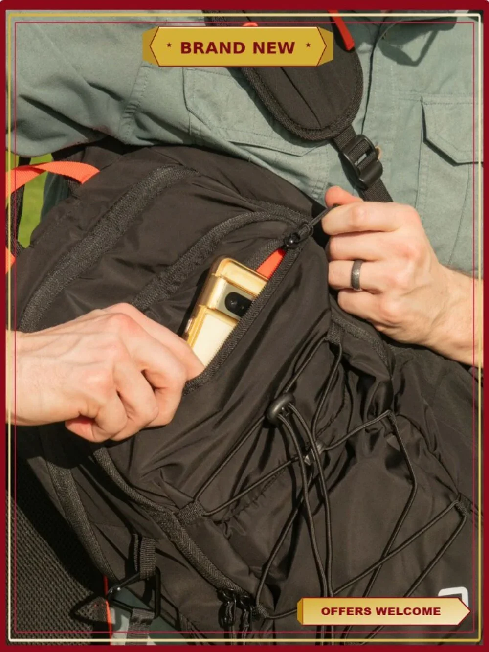 Outdoor Hiking Backpack 19.5L Trekking Pole Holders Bungee Storage